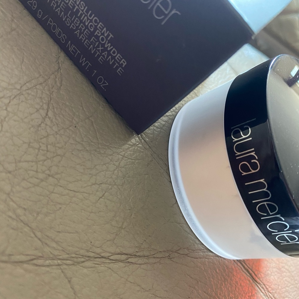 Brand new Laura Mercier translucent powder